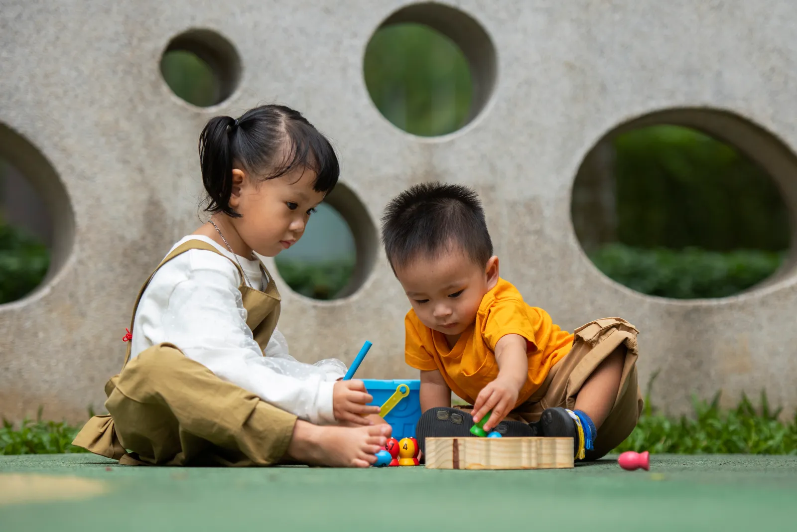 Perbedaan Pertumbuhan dan Perkembangan Anak: 7 Aspek Penting yang Wajib Orang Tua Pahami